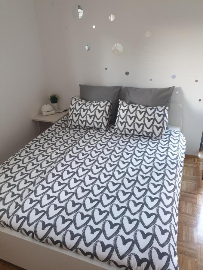 Apartment Emma Ljubljana - Free Parking, Ac, Wifi Kültér fotó