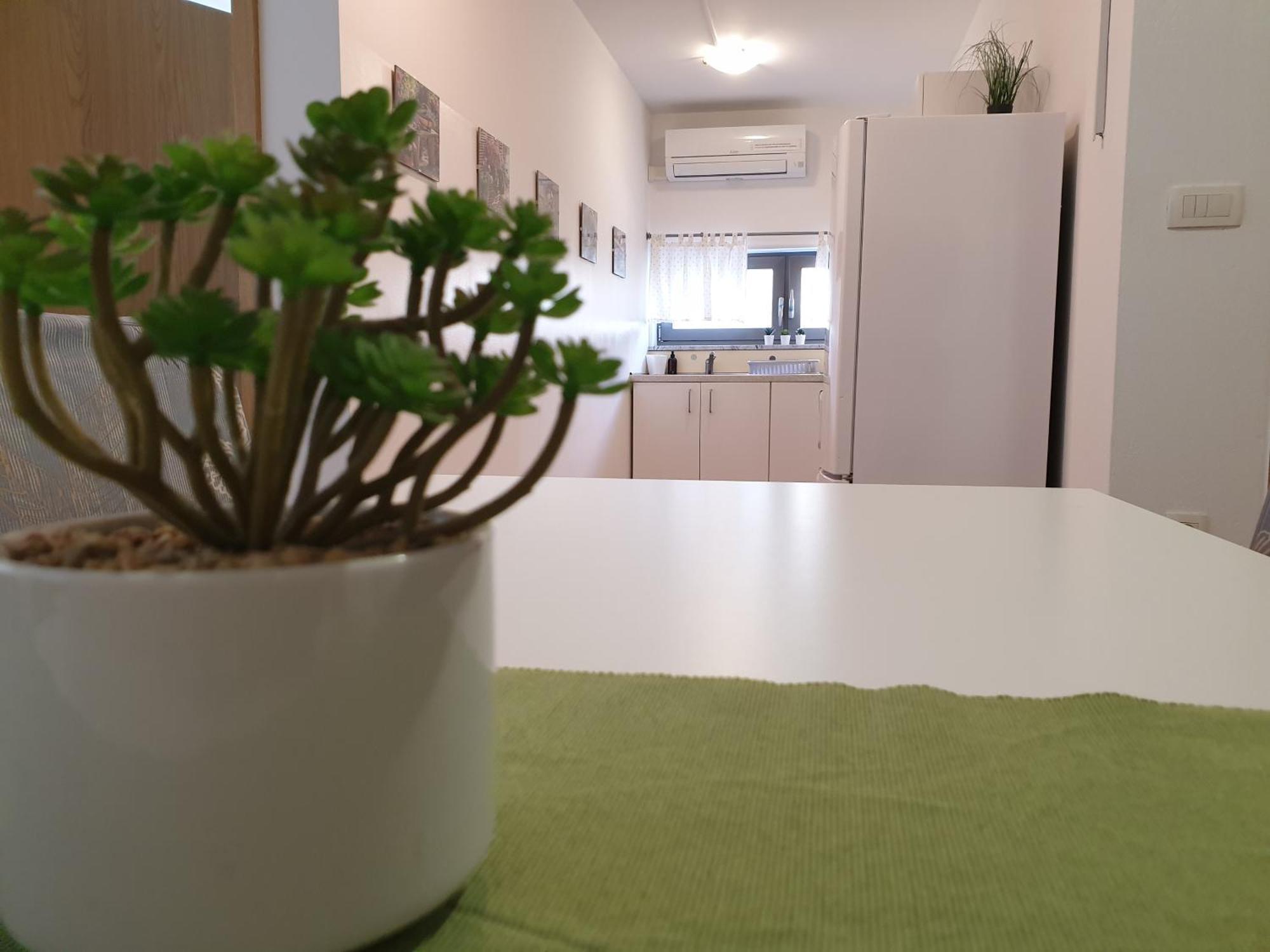 Apartment Emma Ljubljana - Free Parking, Ac, Wifi Szoba fotó