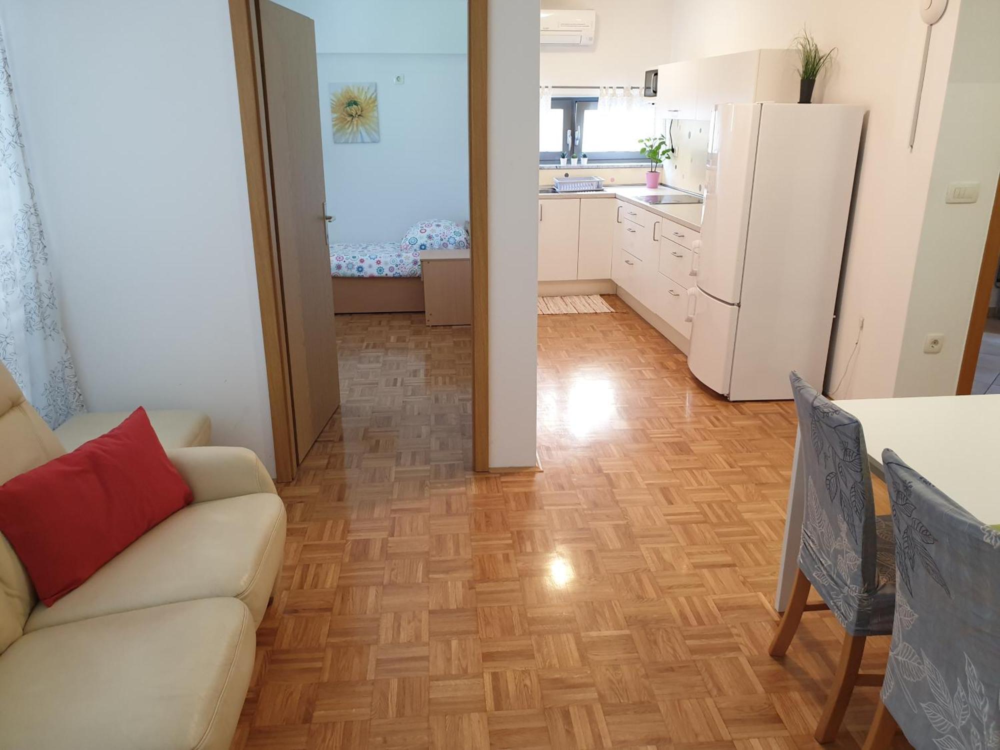 Apartment Emma Ljubljana - Free Parking, Ac, Wifi Szoba fotó